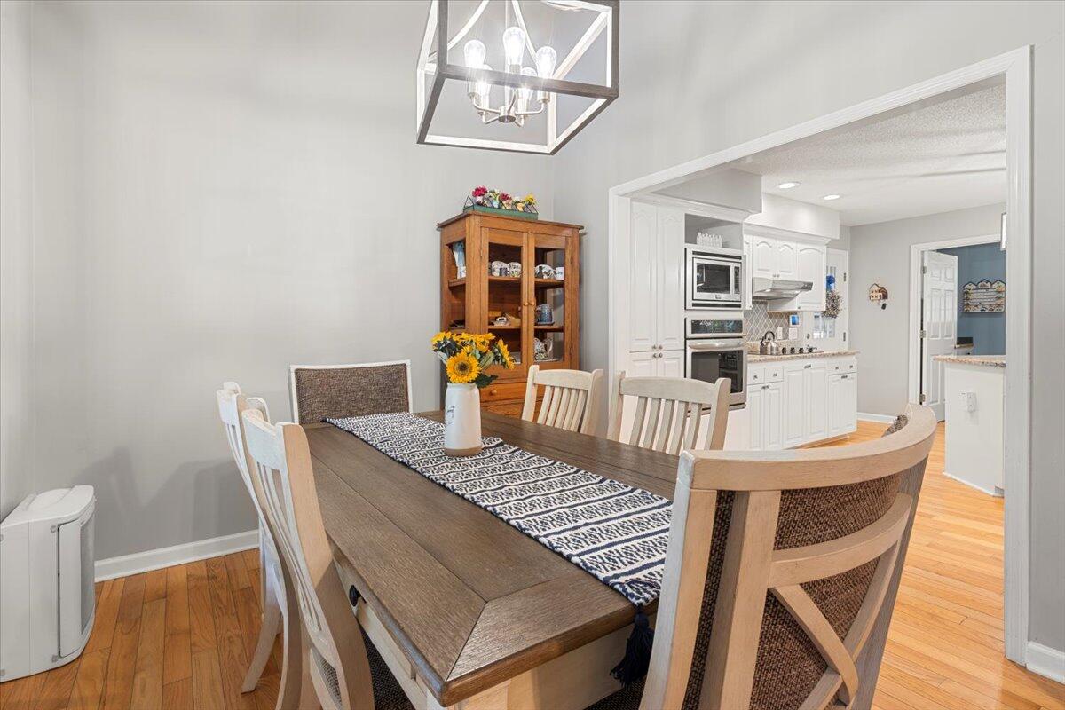 310 Silverhill Road Walterboro, SC 29488 - Photo 23 of 70 Dining Area