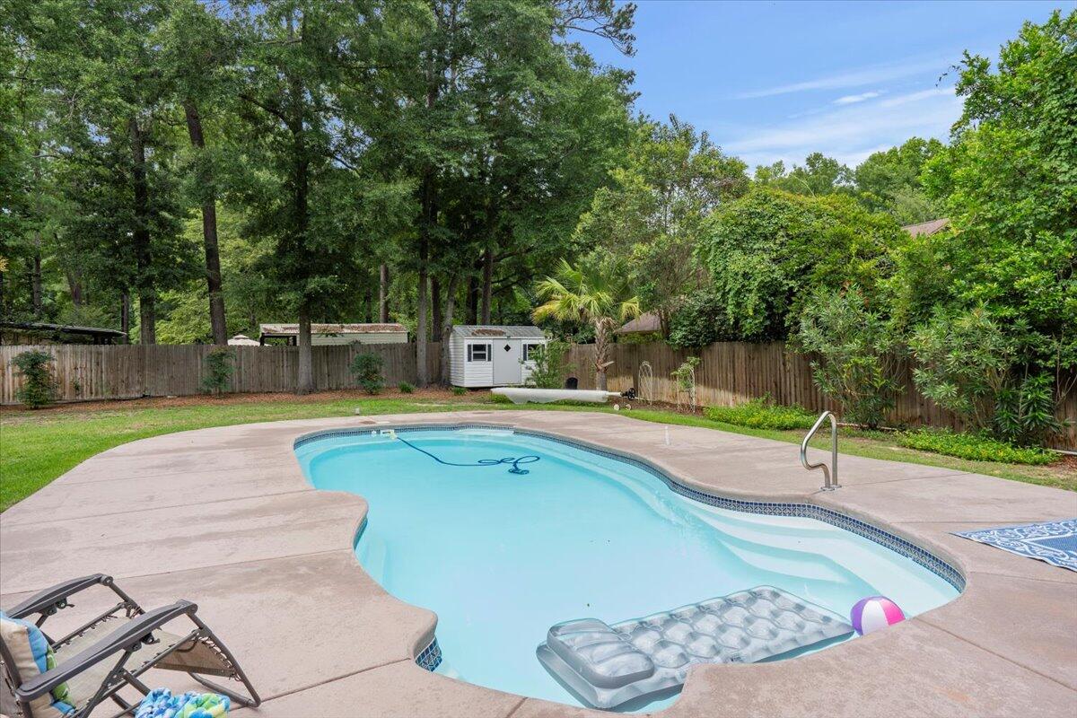 310 Silverhill Road Walterboro, SC 29488 - Photo 54 of 70 Salt water pool