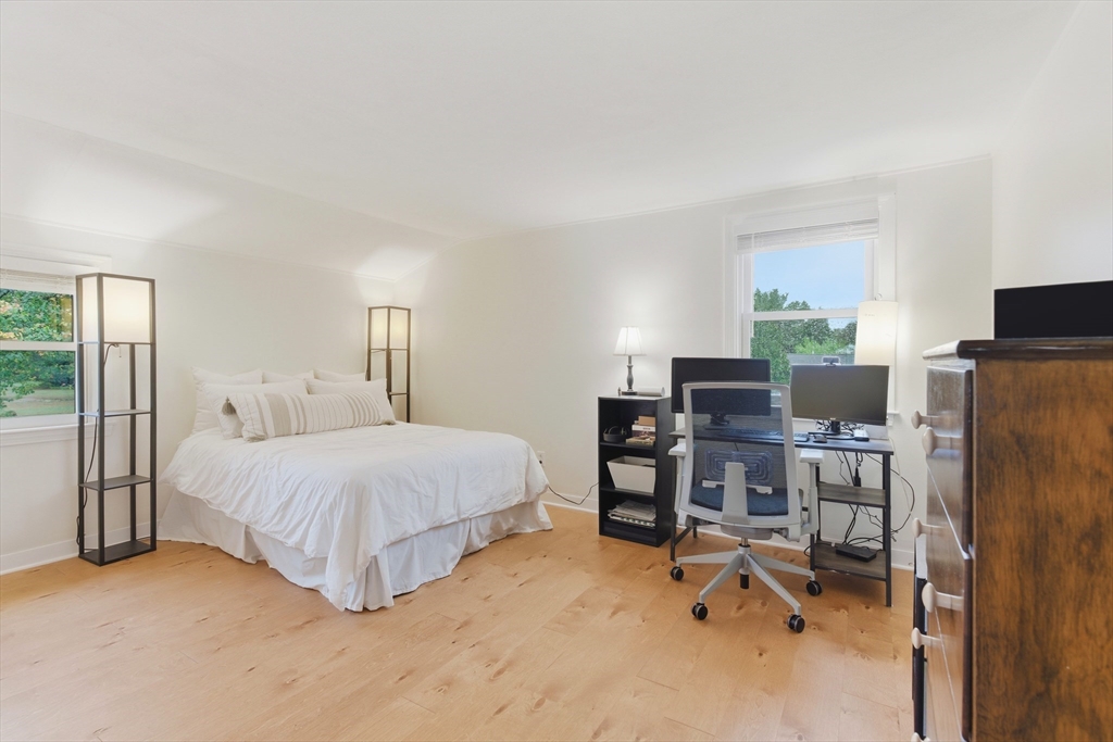 31 Allen Road Tewksbury, MA 01876 - Photo 23 of 35
