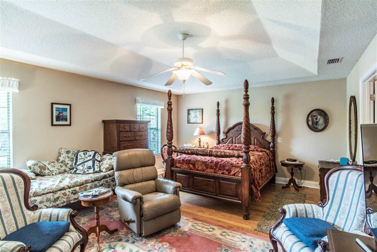 1060 Destin Avenue Foley, AL 36535 - Photo 9 of 33