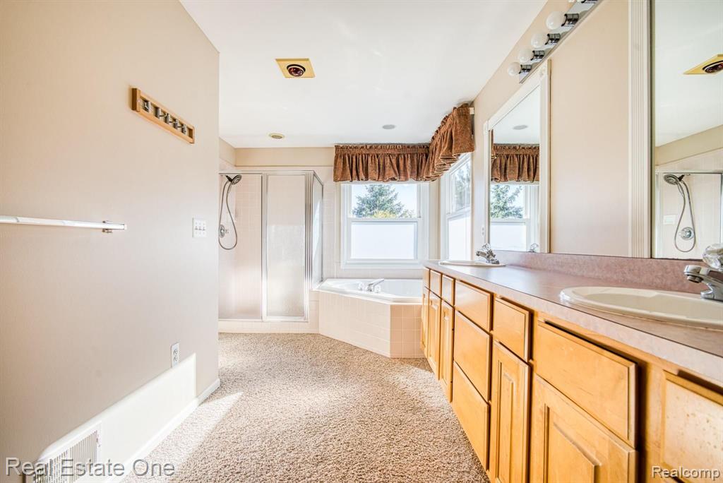 4640 Chatford Court Rochester, MI 48306 - Photo 21 of 30