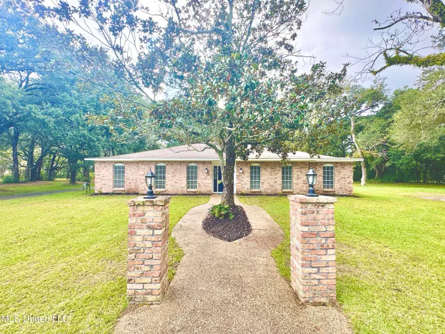 $486,600 | 6001 Wooded Acres Road, Vancleave, MS 39565