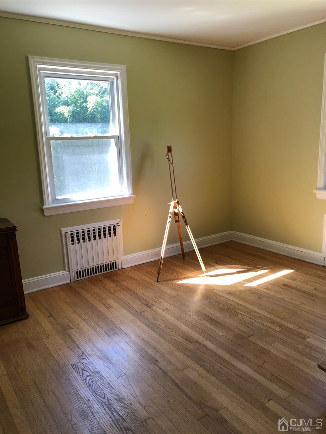918 River Road Piscataway, NJ 08854 - Photo 11 of 23 Bedroom 1