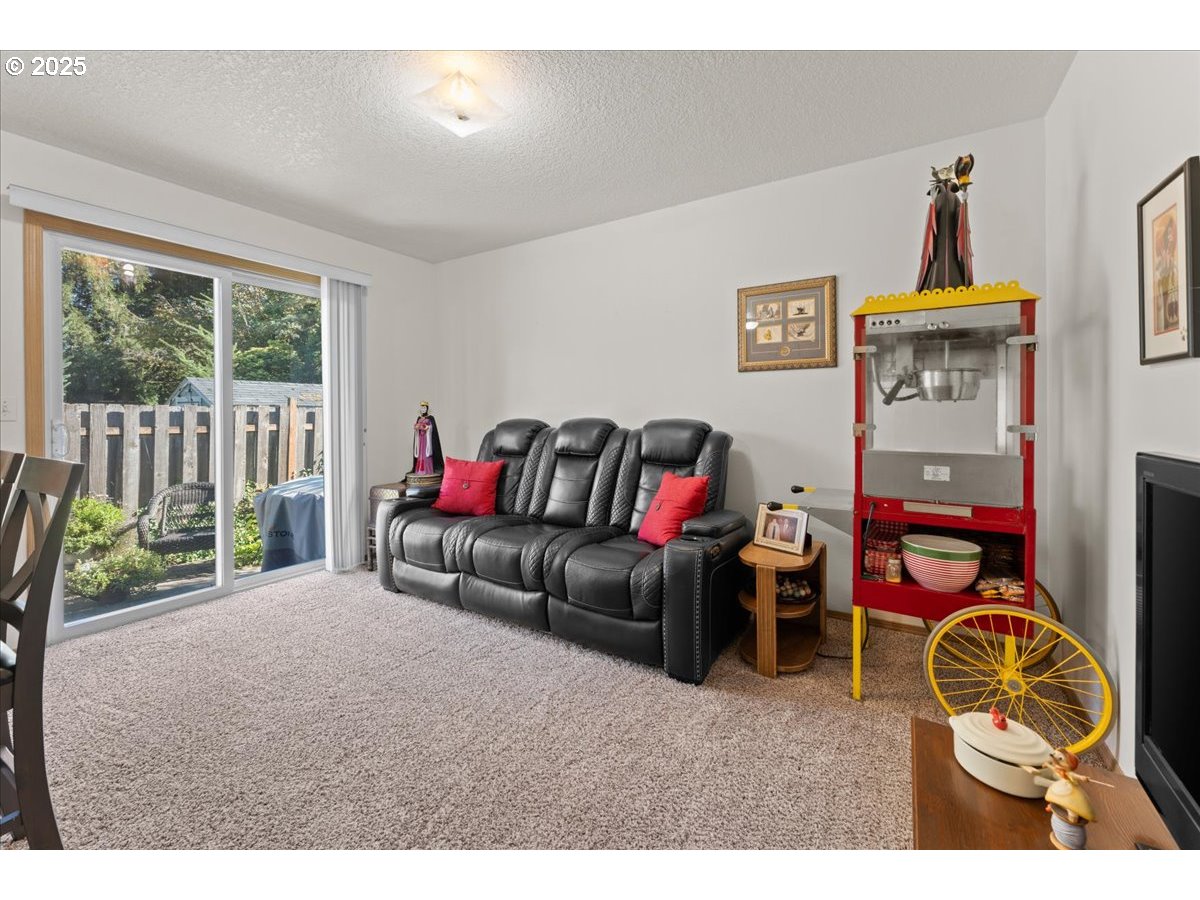 1532 Southeast Barn Owl Way Gresham, OR 97080 - Photo 21 of 33