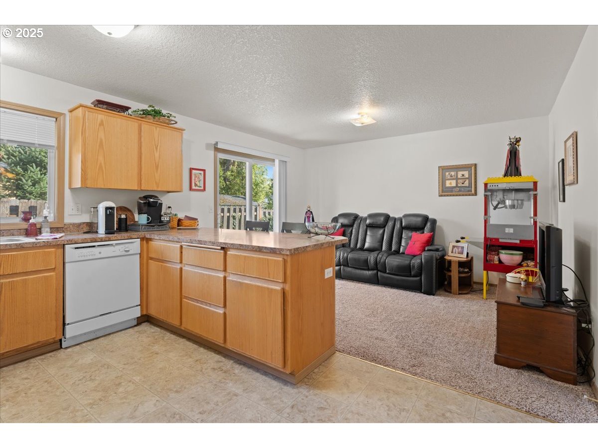 1532 Southeast Barn Owl Way Gresham, OR 97080 - Photo 22 of 33