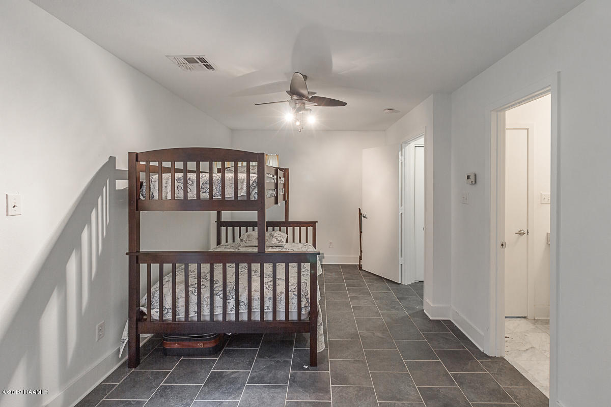 1201 South College Road, Unit 1 Lafayette, LA 70503 - Photo 8 of 36 1201 S. College - Loft #1-9665