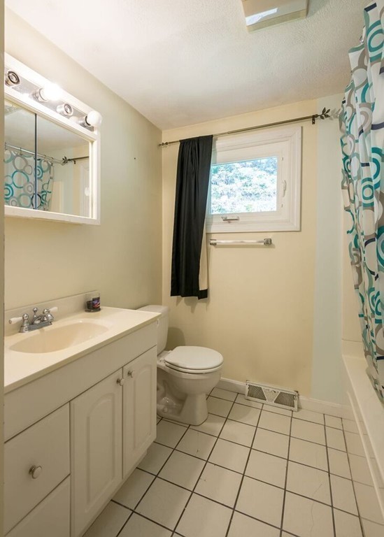 379 Cedar Brook Road Lynn, MA 01904 - Photo 15 of 24 Gallery Image 15