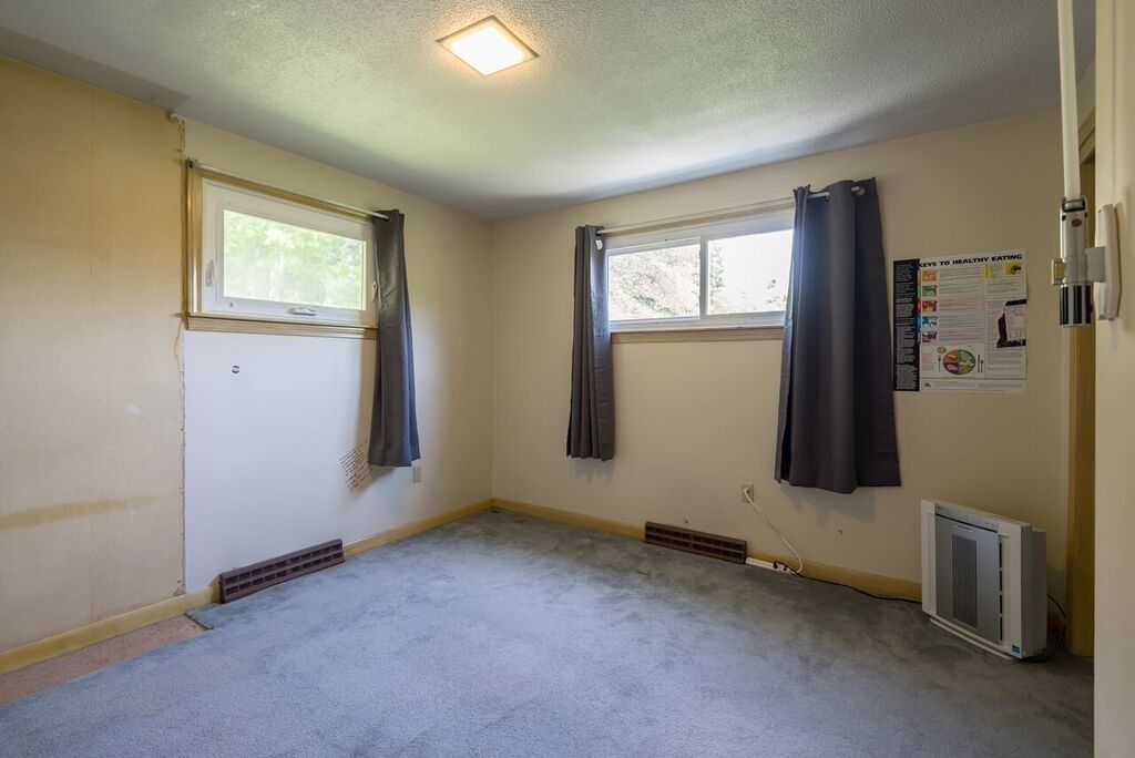 379 Cedar Brook Road Lynn, MA 01904 - Photo 17 of 24 Gallery Image 17