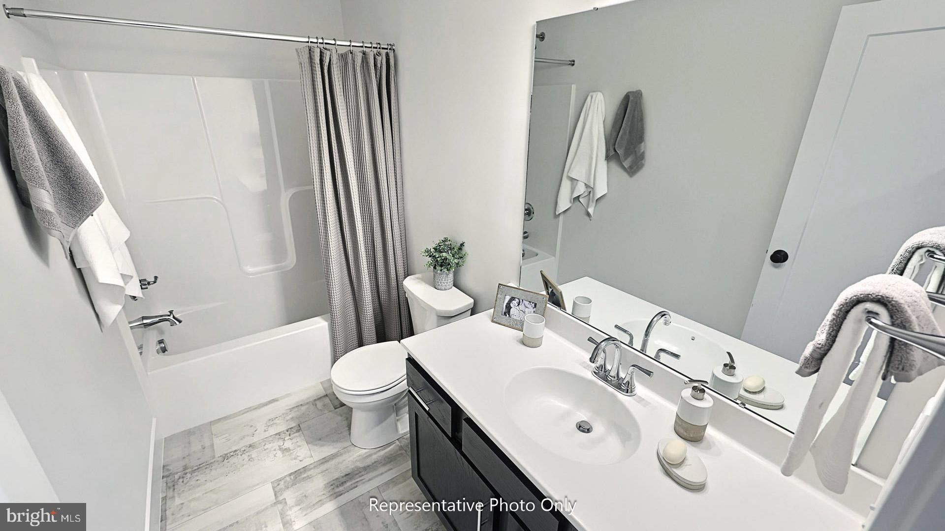 80 Tupelo Street Lititz, PA 17543 - Photo 21 of 22 a bathroom with a sink toilet and shower