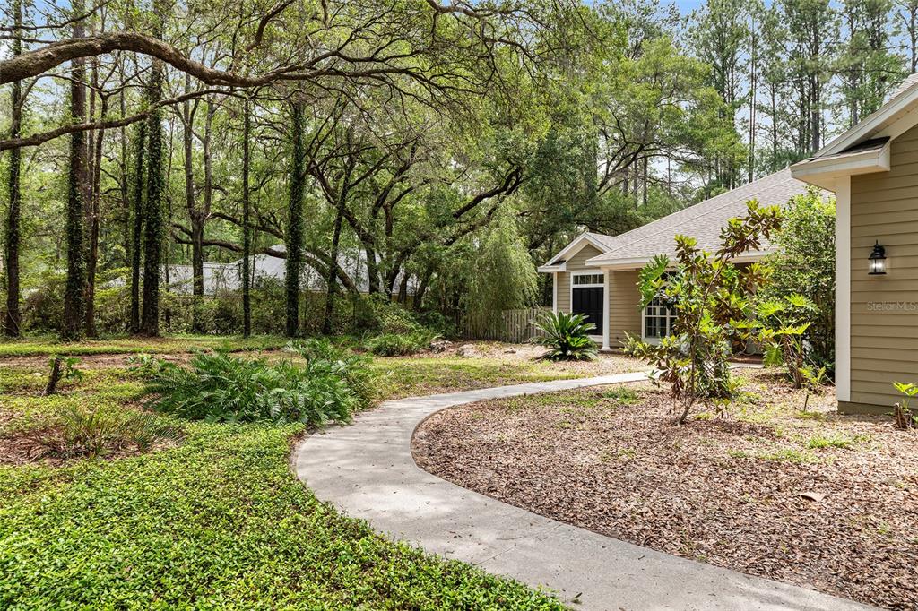 10511 Southwest 17th Place Gainesville, FL 32607 - Photo 61 of 77