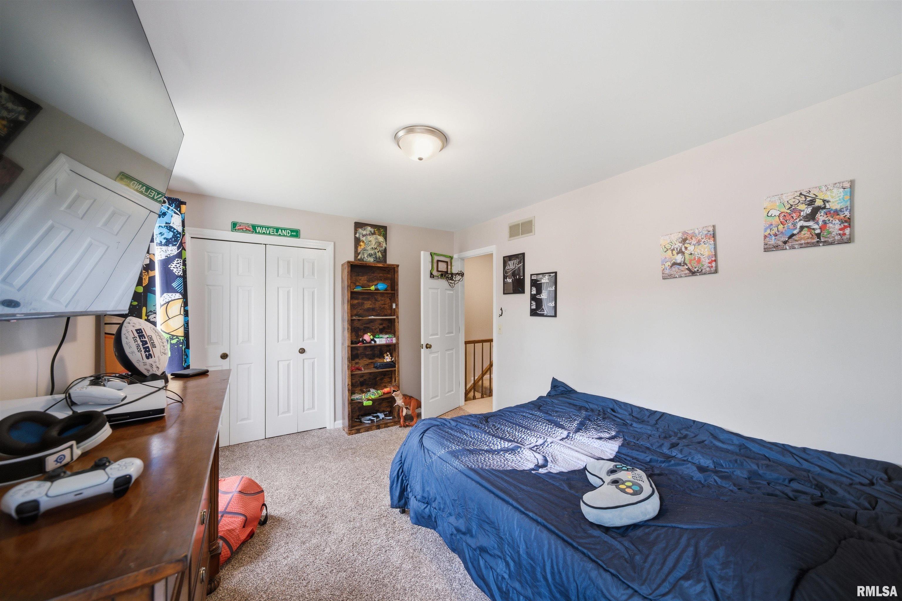 6421 North Jamestown Road Peoria, IL 61615 - Photo 46 of 72