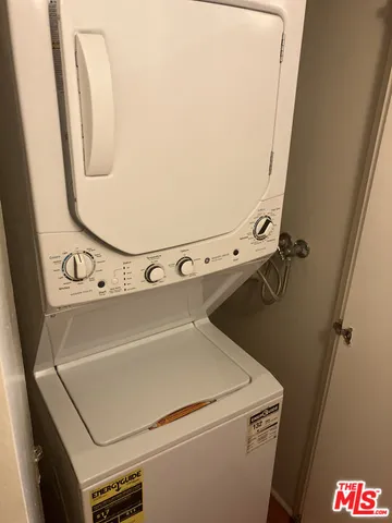a close up view of washer and dryer