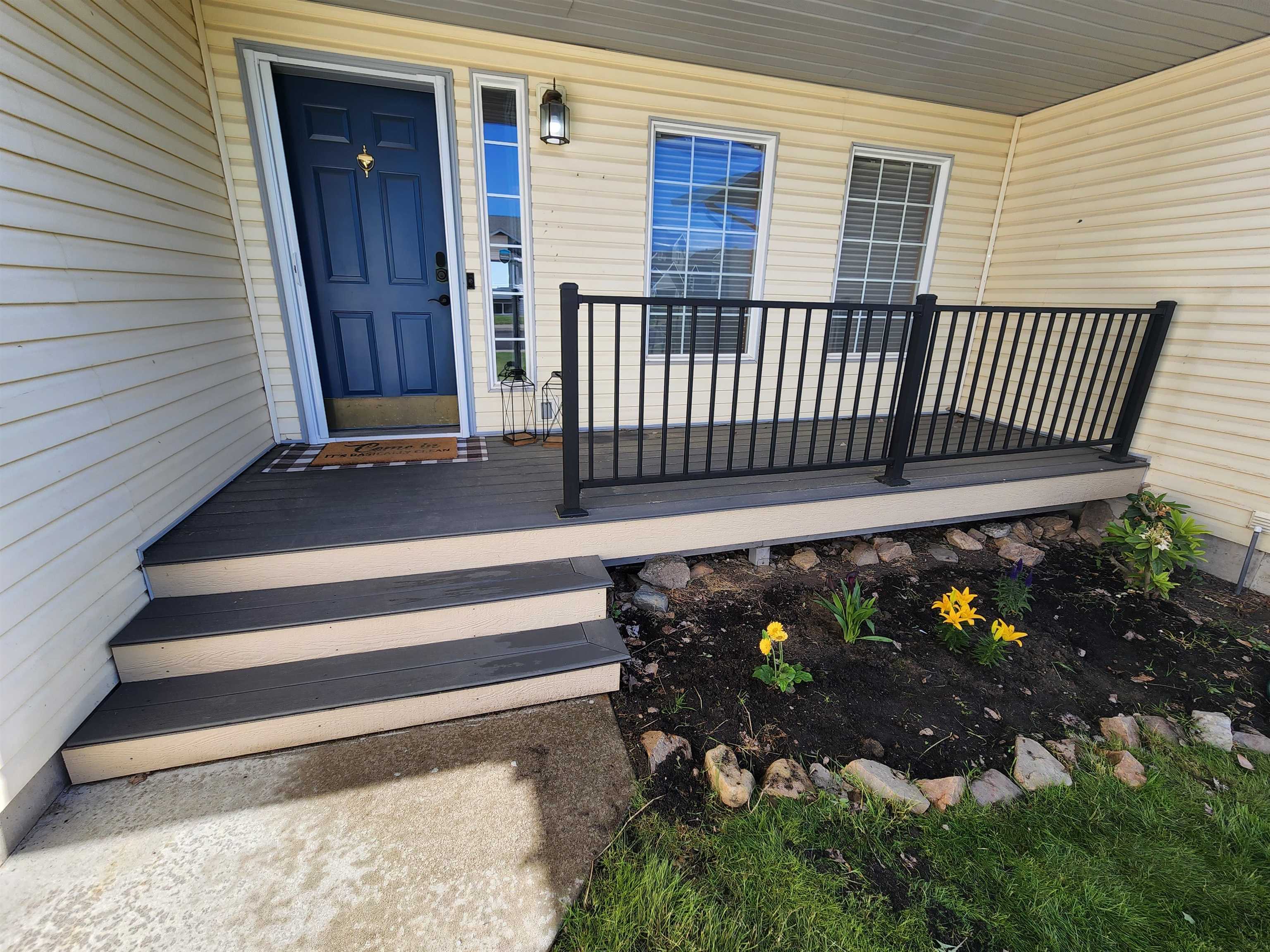 1542 Ridgeview Drive Cheney, WA 99004 - Photo 2 of 17 Gallery Image 2
