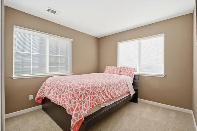 $925,000 | 26983 Hayward Boulevard, Hayward, CA 94542