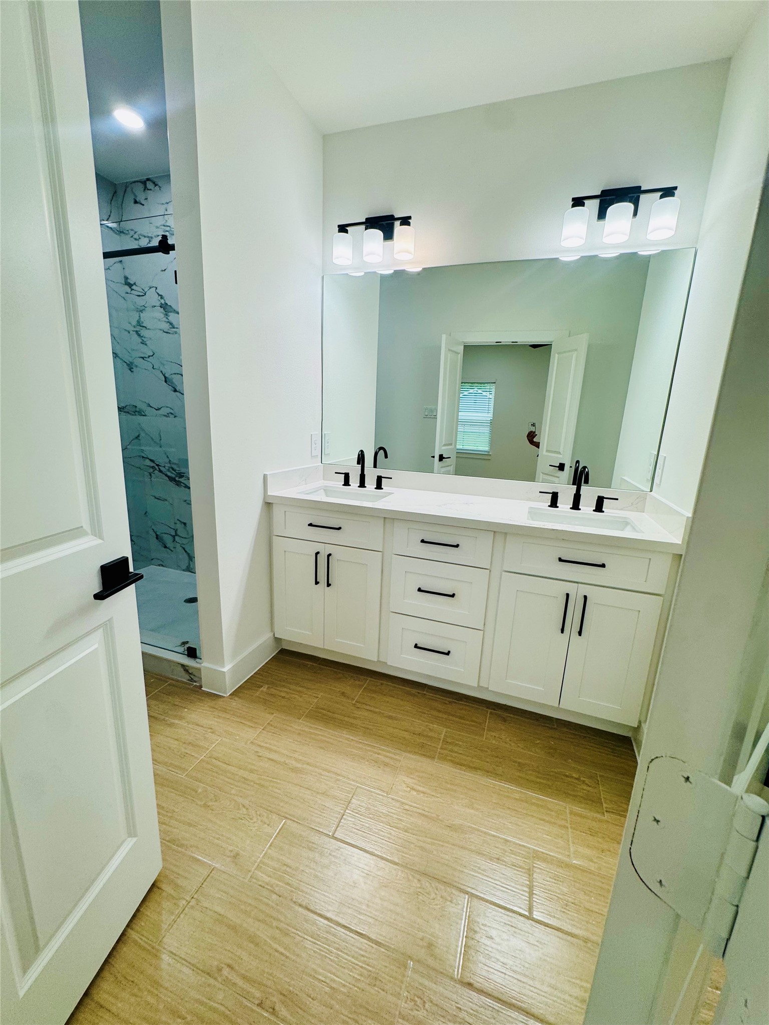 5710 Delmack Street, Unit A Houston, TX 77032 - Photo 9 of 16