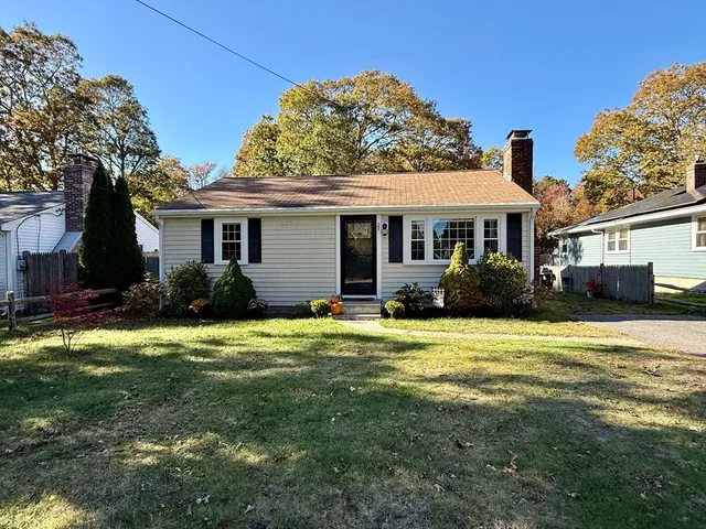 a view of a house with a patio