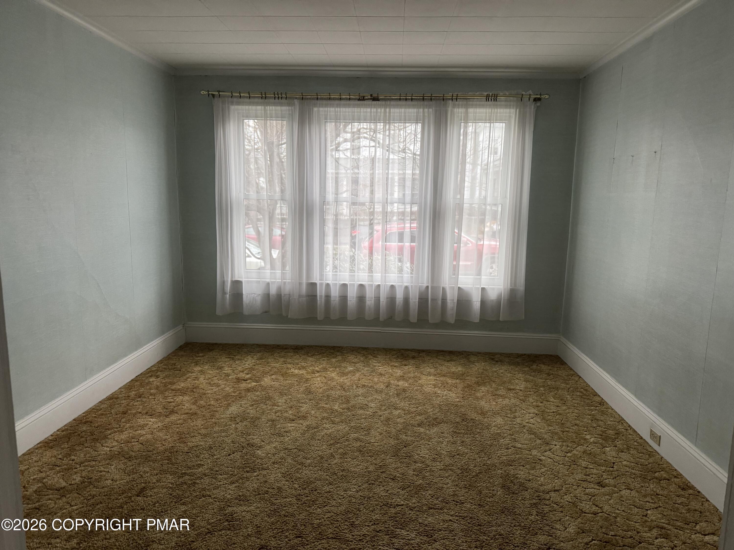 212 North Sumner Avenue Scranton, PA 18504 - Photo 3 of 21 IMG_3329