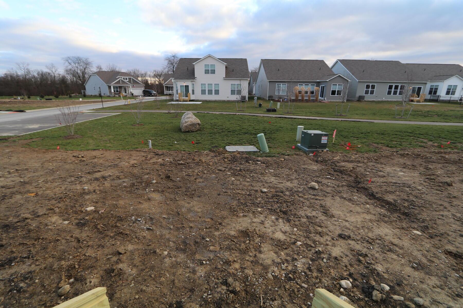 3113 Gelding Run Road Grove City, OH 43123 - Photo 29 of 31 Yard