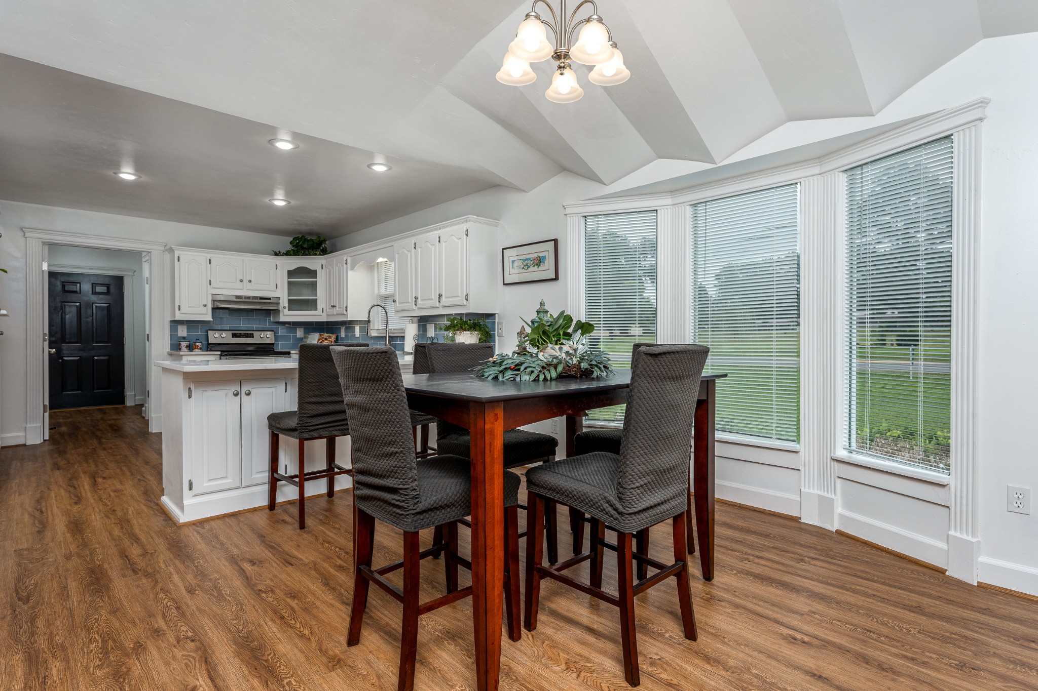 7 South Patrick Road Fayetteville, TN 37334 - Photo 15 of 32 a view of a dining room with furniture window and wooden floor