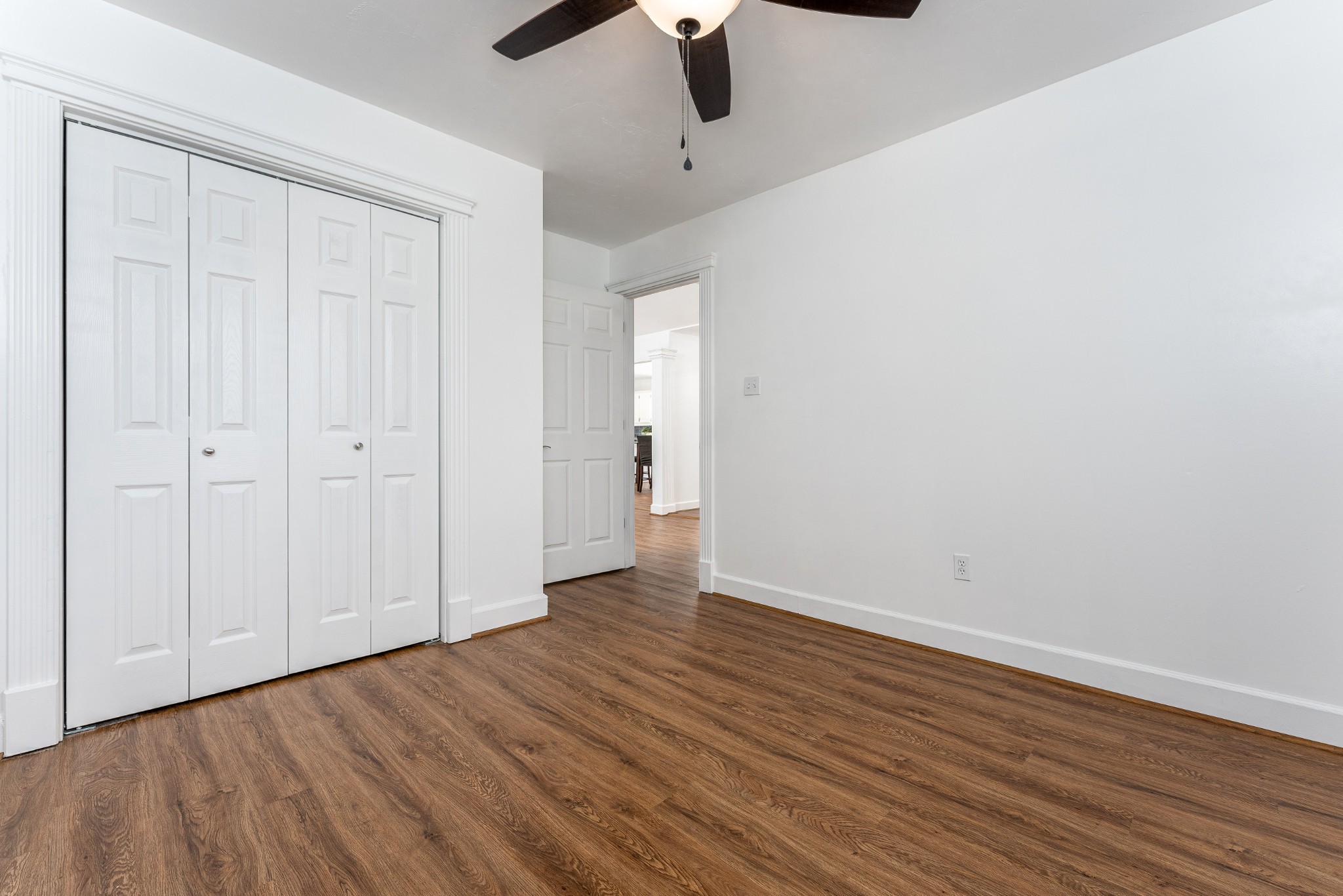 7 South Patrick Road Fayetteville, TN 37334 - Photo 10 of 32 a view of an empty room with wooden floor
