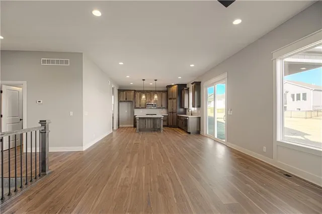 $492,950 | 1508 Southwest Arborpark Terrace, Lee's Summit, MO 64082