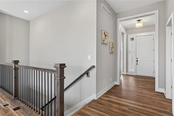 $492,950 | 1508 Southwest Arborpark Terrace, Lee's Summit, MO 64082