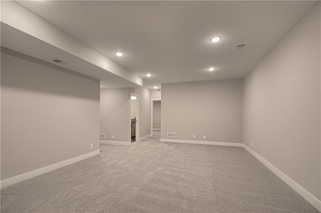 1508 Southwest Arborpark Terrace Lee's Summit, MO 64082 - Photo 26 of 44