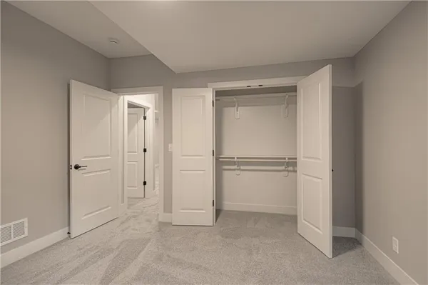 $492,950 | 1508 Southwest Arborpark Terrace, Lee's Summit, MO 64082