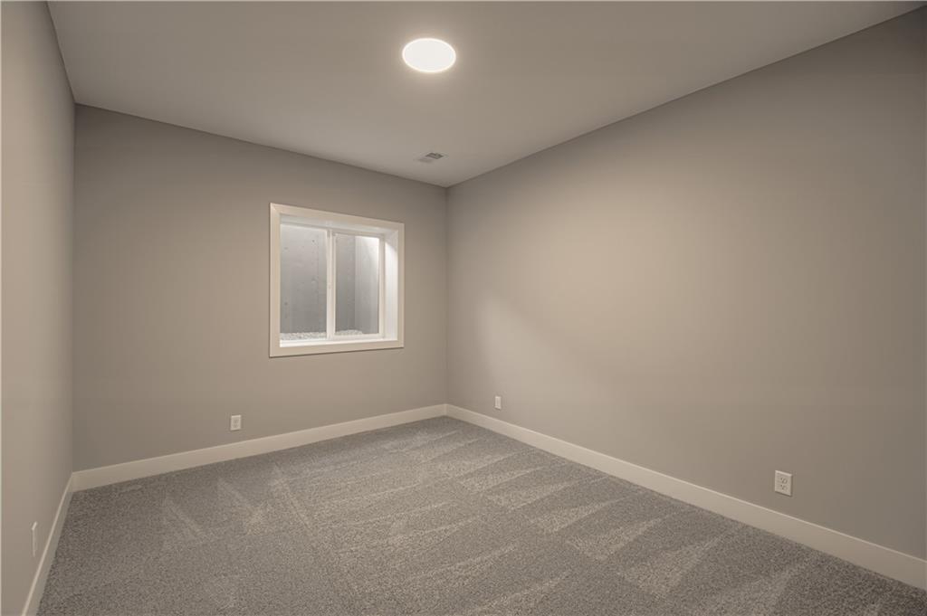 1508 Southwest Arborpark Terrace Lee's Summit, MO 64082 - Photo 32 of 44