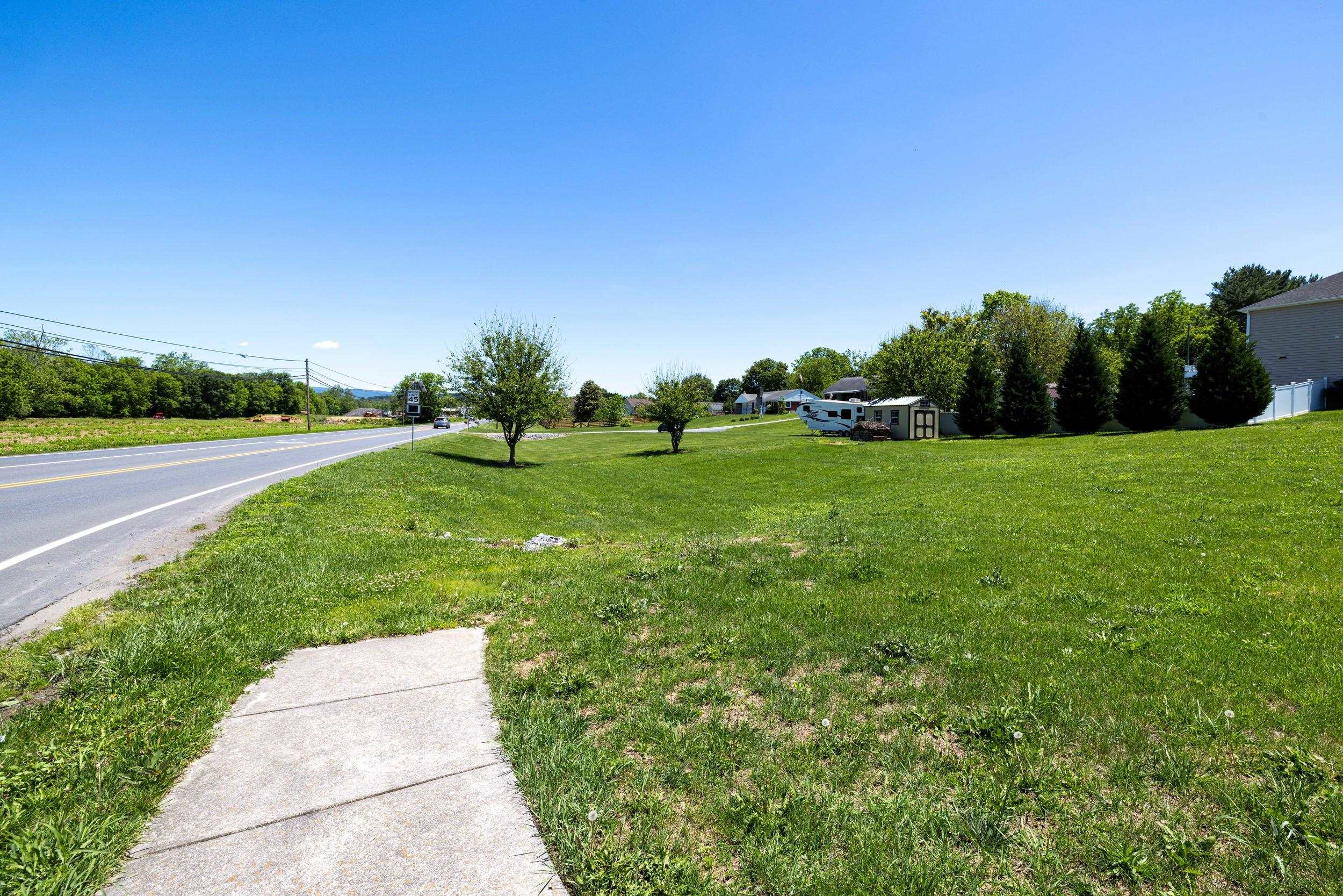 325 Rustic Avenue Broadway, VA 22815 - Photo 3 of 6 West to East