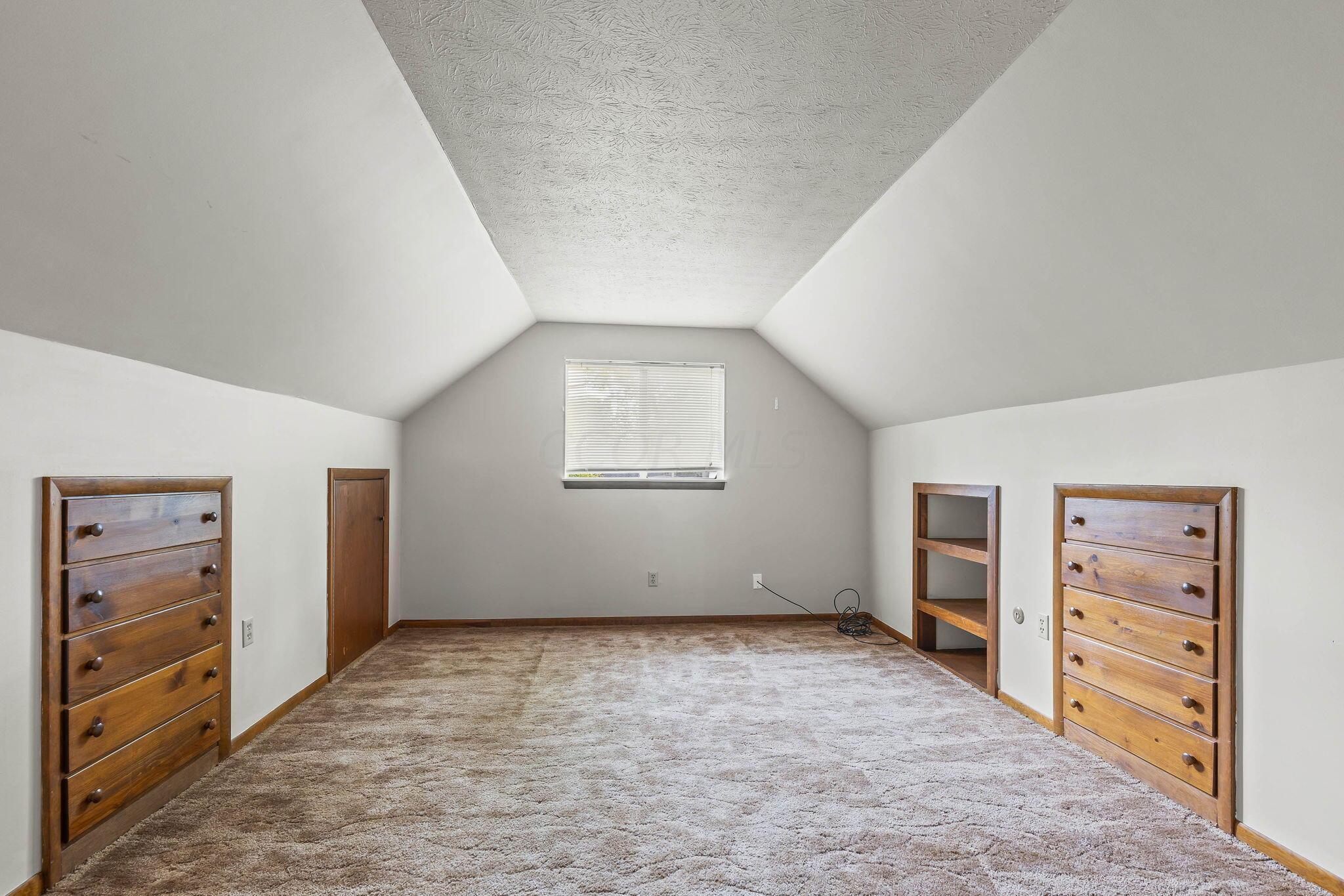 553 Beechwood Road Columbus, OH 43213 - Photo 32 of 48 46-web-or-mls-553BeechwoodRoad_Hommati10