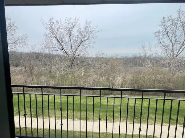 $259,900 | 6870 Winding Trail, Unit 302, Oak Forest, IL 60452