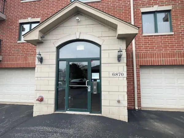 $259,900 | 6870 Winding Trail, Unit 302, Oak Forest, IL 60452