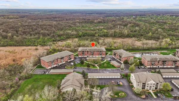 $259,900 | 6870 Winding Trail, Unit 302, Oak Forest, IL 60452