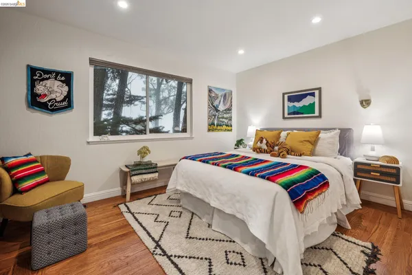 $949,000 | 18 North Circle, Oakland, CA 94611