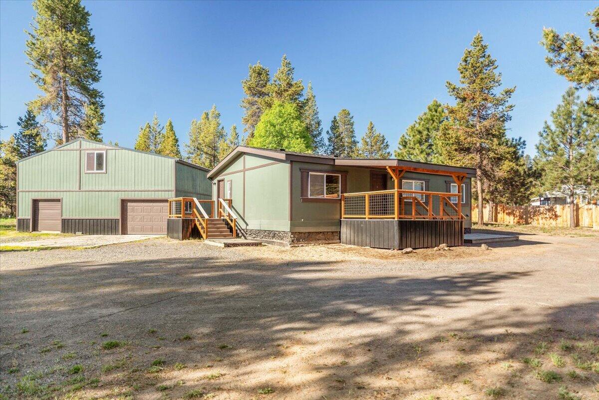 16201 Hawks Lair Road La Pine, OR 97739 - Photo 8 of 52 26-Exterior-HL