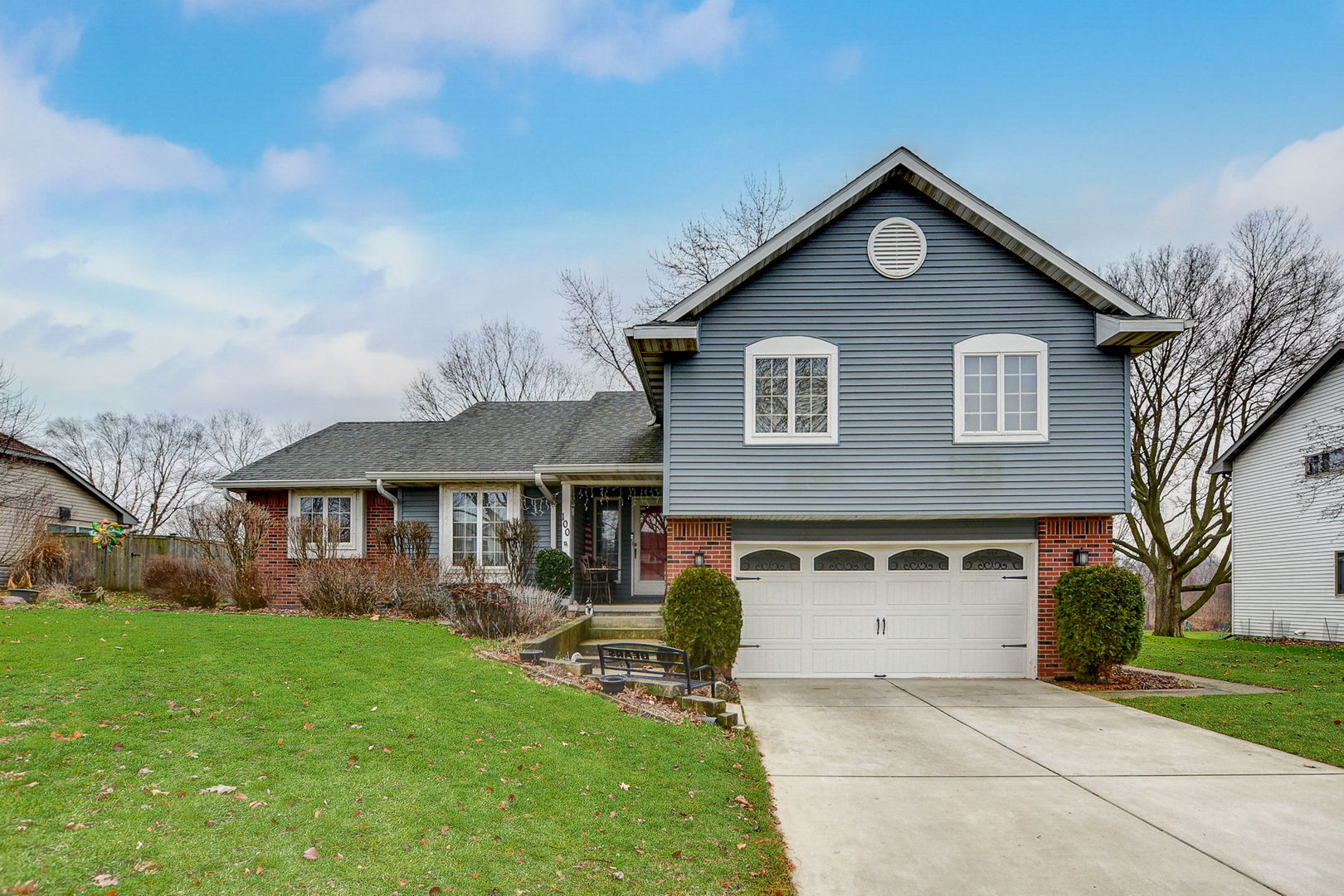 100 San Carlos Road Minooka, IL 60447 - Photo 2 of 41