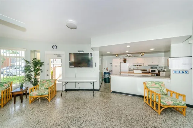 $89,900 | 4580 Overlook Drive Northeast, Unit 191, St. Petersburg, FL 33703