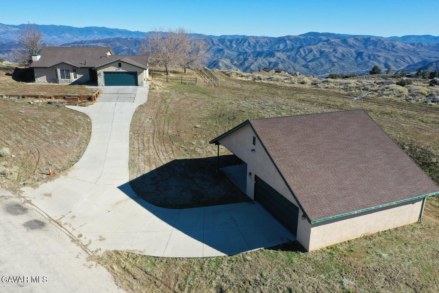 26801 Cabriolet Court Tehachapi, CA 93561 - Photo 42 of 60 a view of roof and wooden floor
