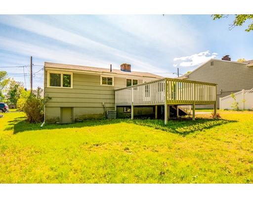 15 Gail Road Lynn, MA 01904 - Photo 4 of 26 Gallery Image 4