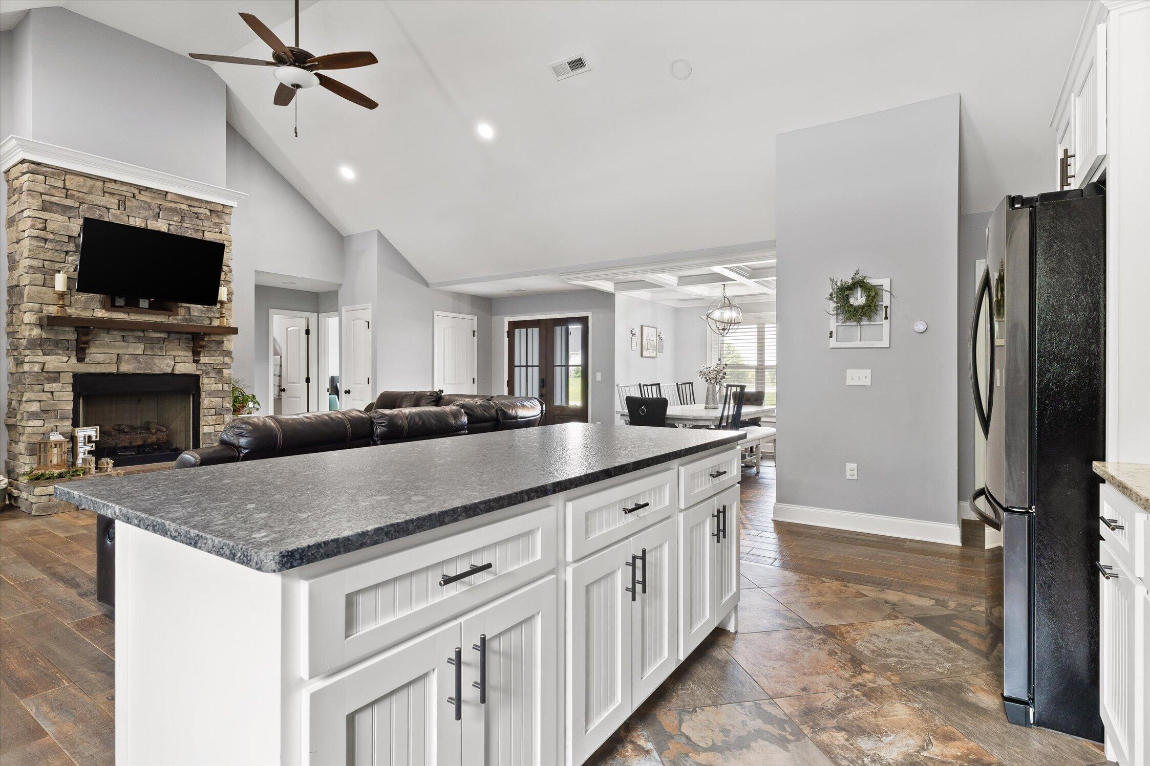 72 Farm View Circle Rock Spring, GA 30739 - Photo 13 of 41 09-72 Farm View Cir-16