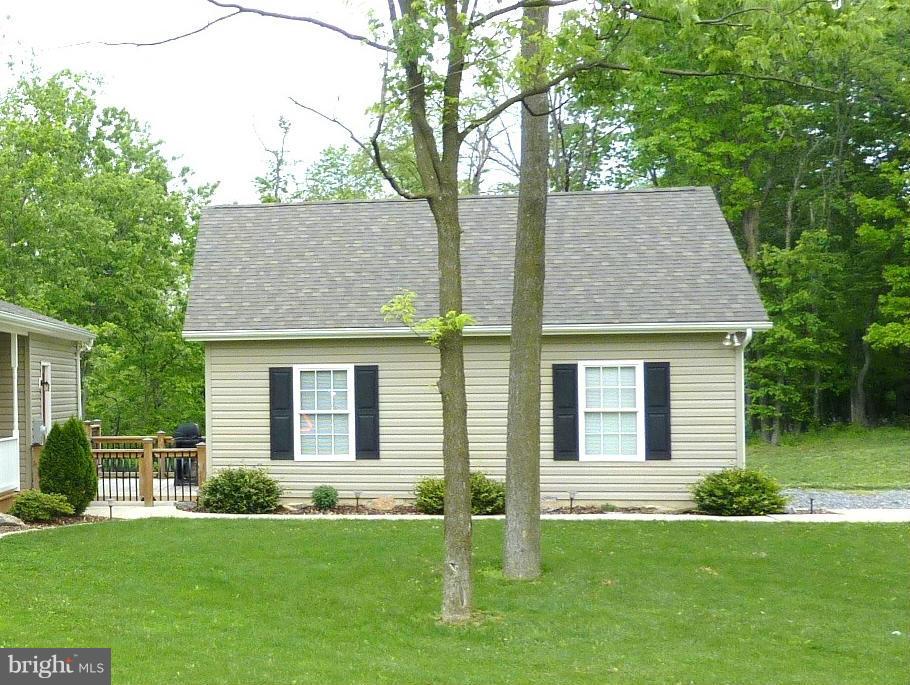 2137 Brucetown Road Clear Brook, VA 22624 - Photo 3 of 30 Garage