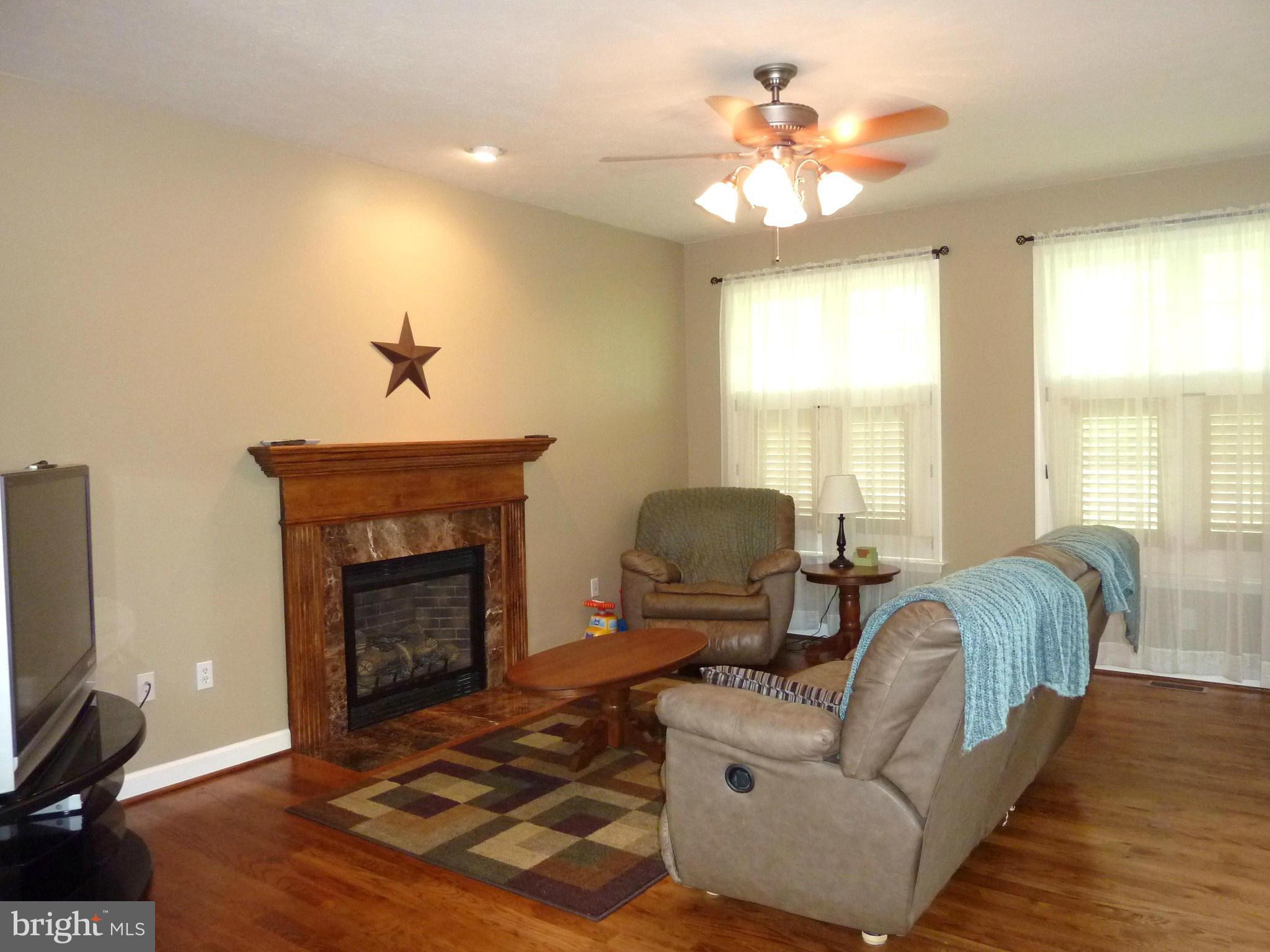 2137 Brucetown Road Clear Brook, VA 22624 - Photo 9 of 30 Living Room
