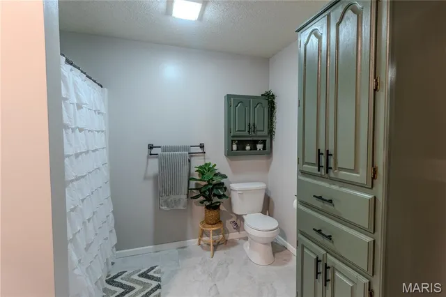 $450,000 | 16960 Lemming Lane, St. Robert, MO 65584