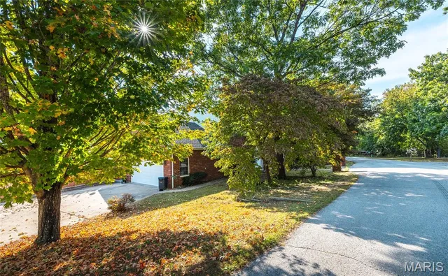 $450,000 | 16960 Lemming Lane, St. Robert, MO 65584