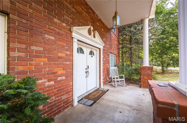 $450,000 | 16960 Lemming Lane, St. Robert, MO 65584