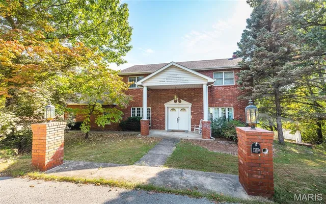 $450,000 | 16960 Lemming Lane, St. Robert, MO 65584
