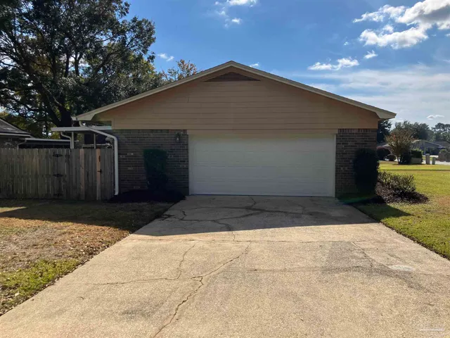 a view of livingroom with hallway