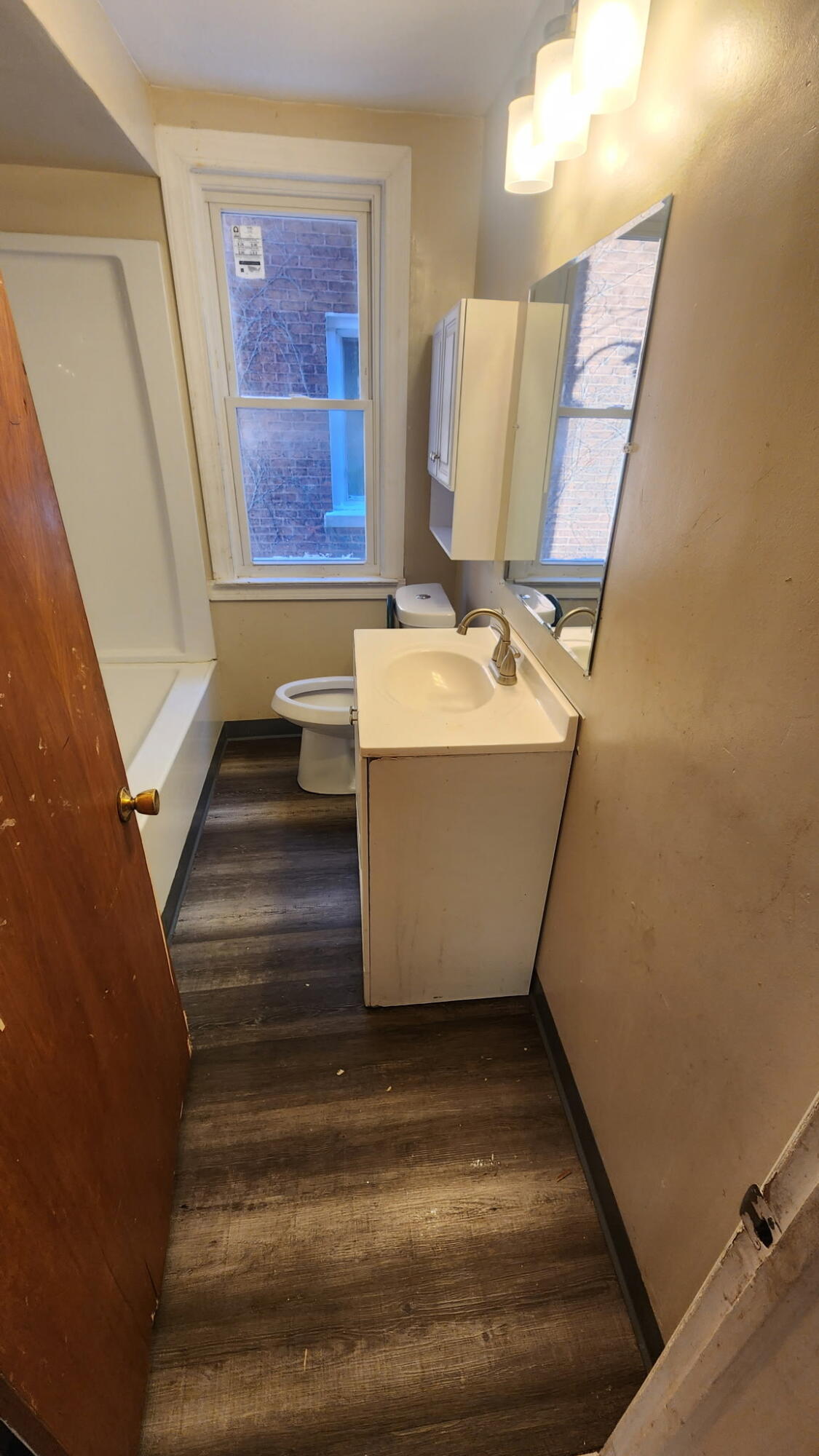 12609 Santa Rosa Drive Detroit, MI 48238 - Photo 13 of 18 Santa Rosa Bathroon 1a
