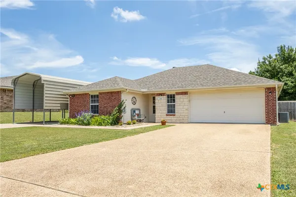 $290,000 | 1180 Squire Drive, Belton, TX 76513